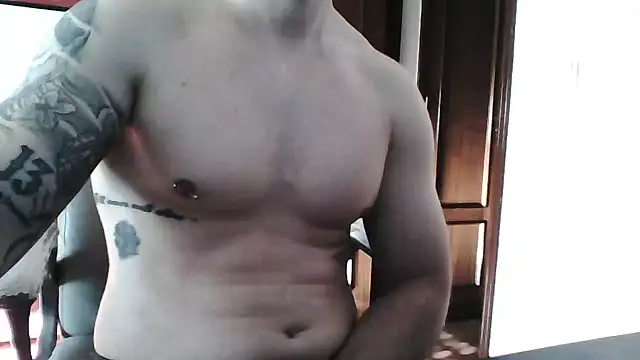 YourDreamCumTrue webcam