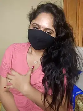 Sravvi499 webcam