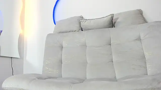 LeoCarter_ webcam