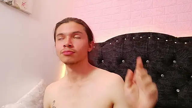 Frankie_Lm webcam