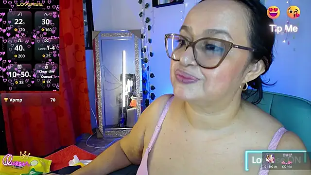Gia_Nahomi webcam