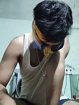 dirtyboy002 live cam on StripChat
