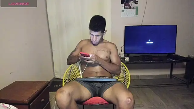 antonio_aguilarx webcam