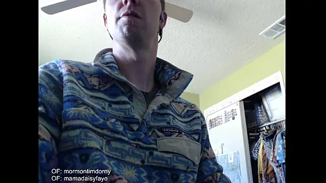MormonPineapples webcam
