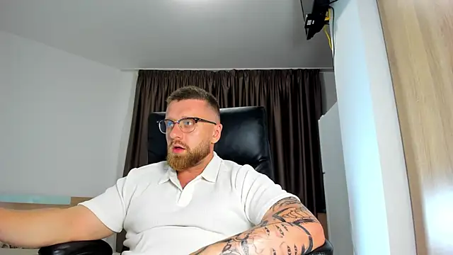 Findom_guy webcam