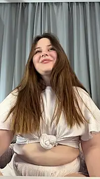 MireyaLin webcam