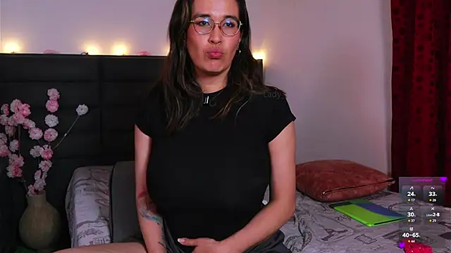 kathieandpovcock1 webcam