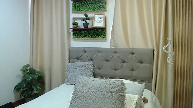 sasi_luna webcam