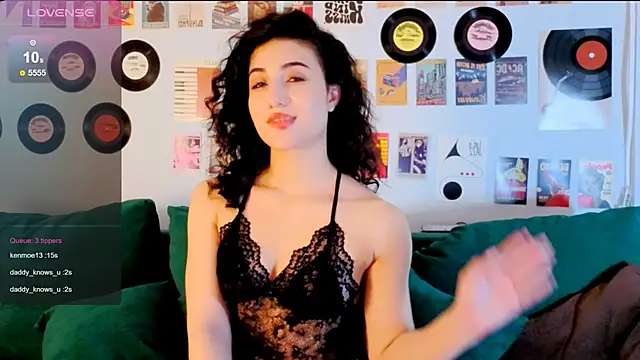 Maya_Rogerss webcam