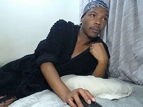KinkyJXxX webcam
