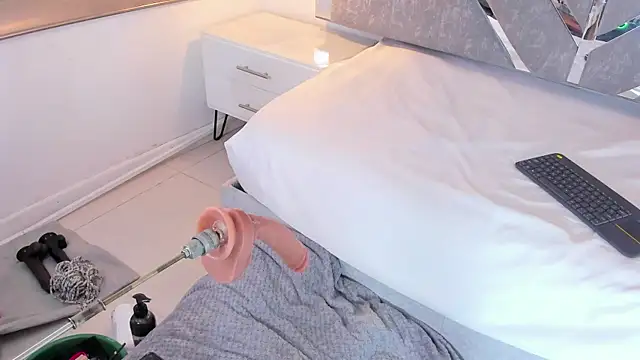 Slut_Milf_ webcam
