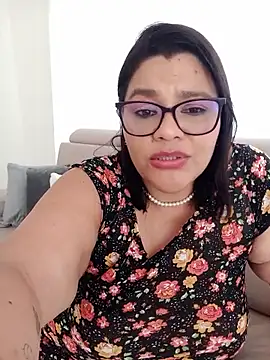 SelennaCooper webcam