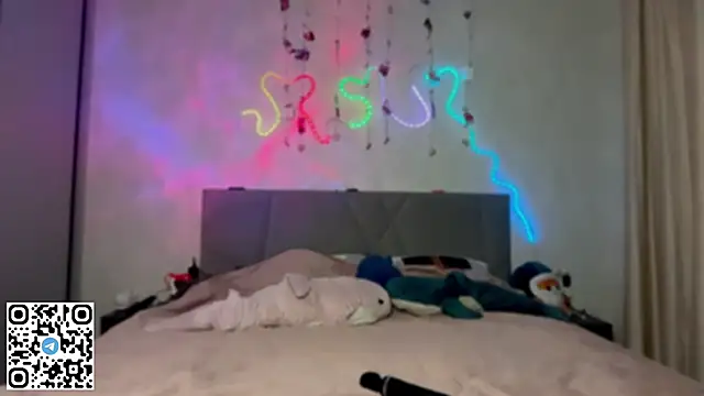 Emma_Willson webcam