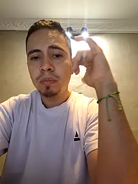 mikellwilliams10 webcam