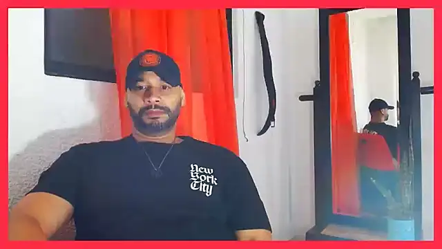 musclehetero webcam