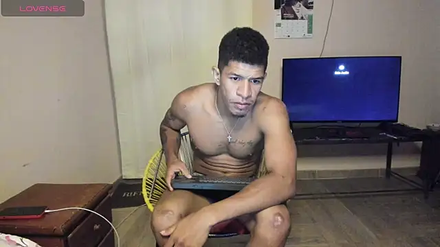 antonio_aguilarx webcam