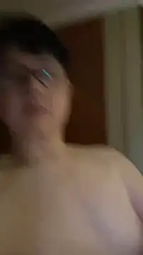 sananthony (M mature) - Xiricy21\•~. ,嘻嘻😜。來！