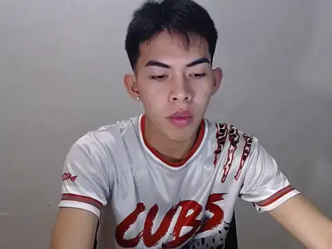 Urhotsilverboy webcam