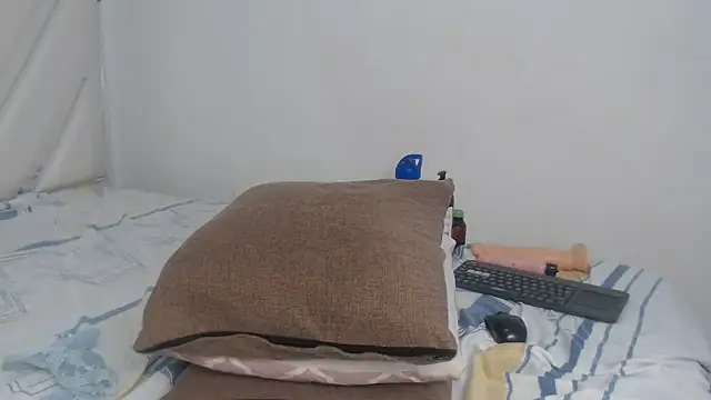 AlannaHarper webcam