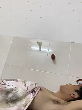 Mr_iphone11 webcam