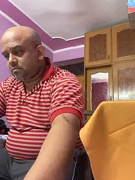 Dick_6inches_Delhi webcam