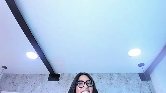 Vanessa_Rain_ webcam