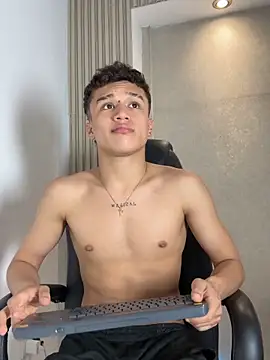 Dominik_Souza webcam