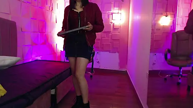 Cata_black webcam