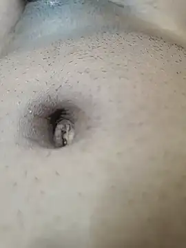 Desiboy_slaveForGirls webcam