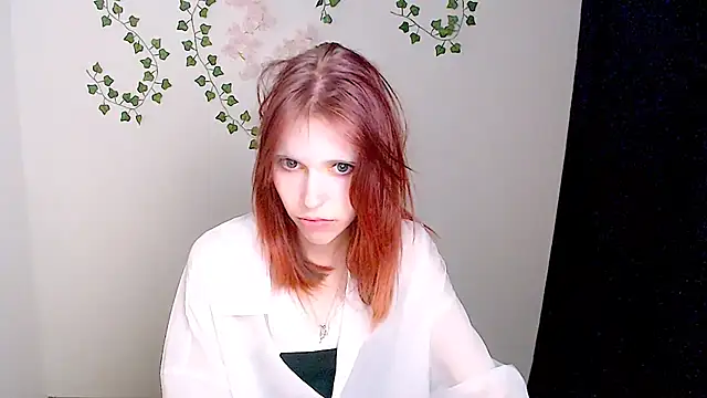 GuessMe___ live cam on StripChat