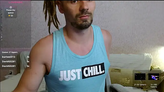 Aestheticguy101 webcam