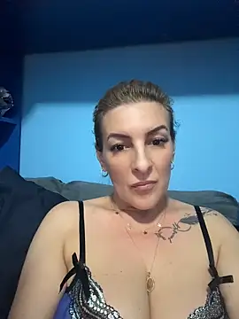 Hot-Milf4U webcam