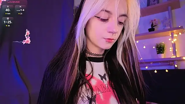 TristaRoht webcam