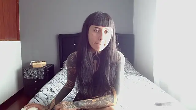 Emilia_1995 webcam