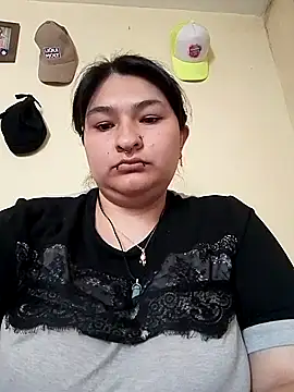 LauraHorny69 webcam