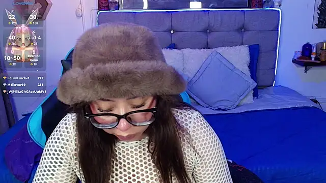 Kata_Bigboobs webcam