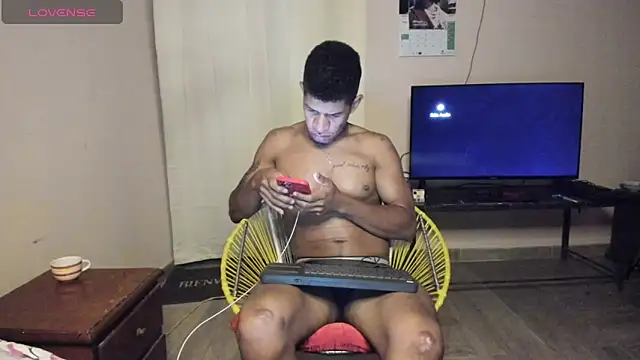 antonio_aguilarx webcam