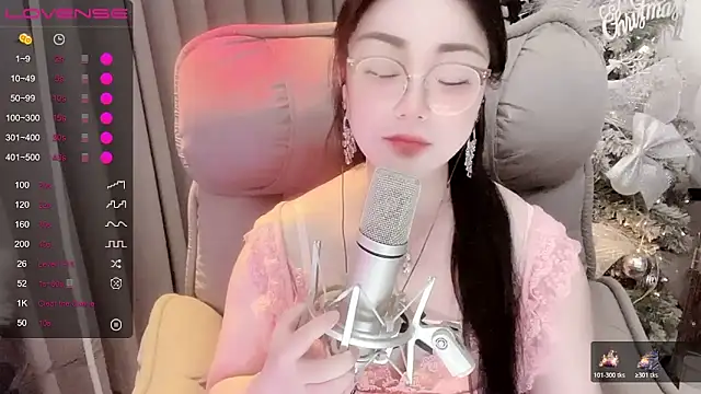 Monica-666888- webcam