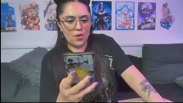 モデル: snowblack_