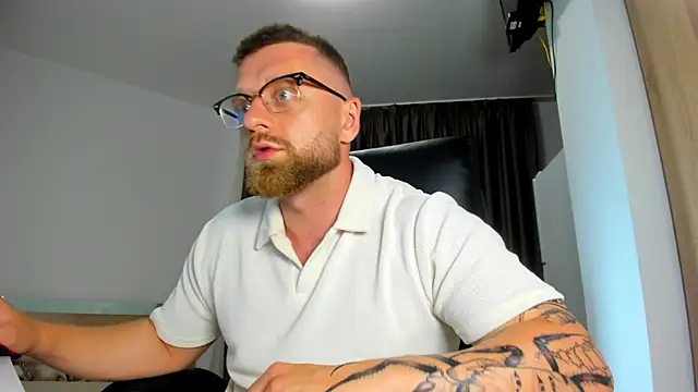 Findom_guy webcam