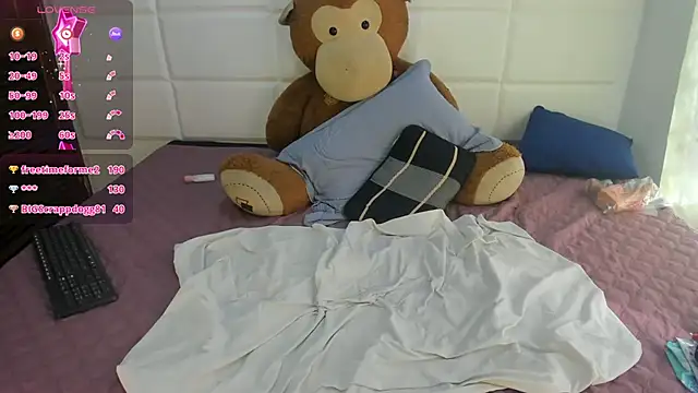 Sara_Marks webcam