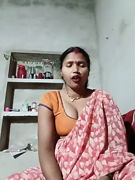 Cm_pooja webcam