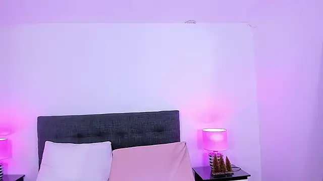 Pamela_Belle webcam