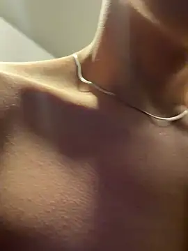 yoursexyjose webcam