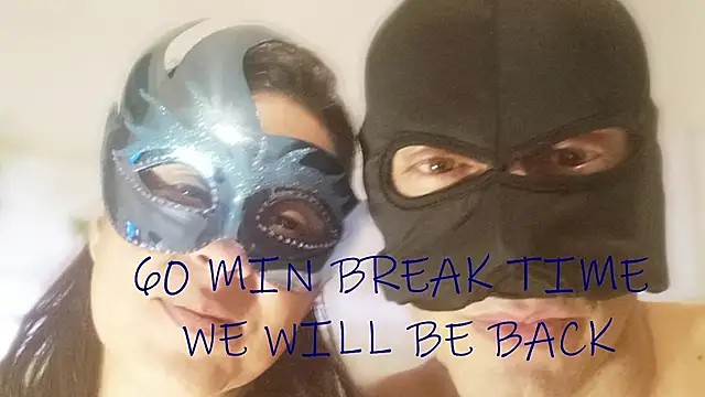 MaskCouple_1 webcam