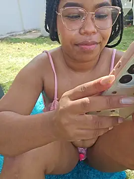 Alexandra_Jaramillo webcam