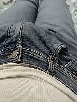 Rocky-badboy_cum4me webcam