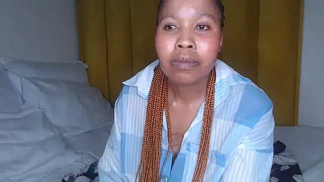 Bella_2025 webcam