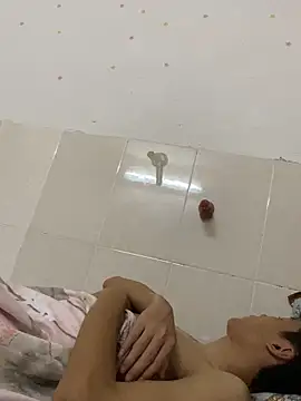 Mr_iphone11 webcam