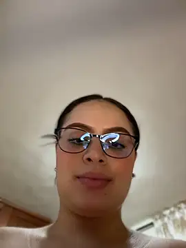 Tayler_Kim webcam
